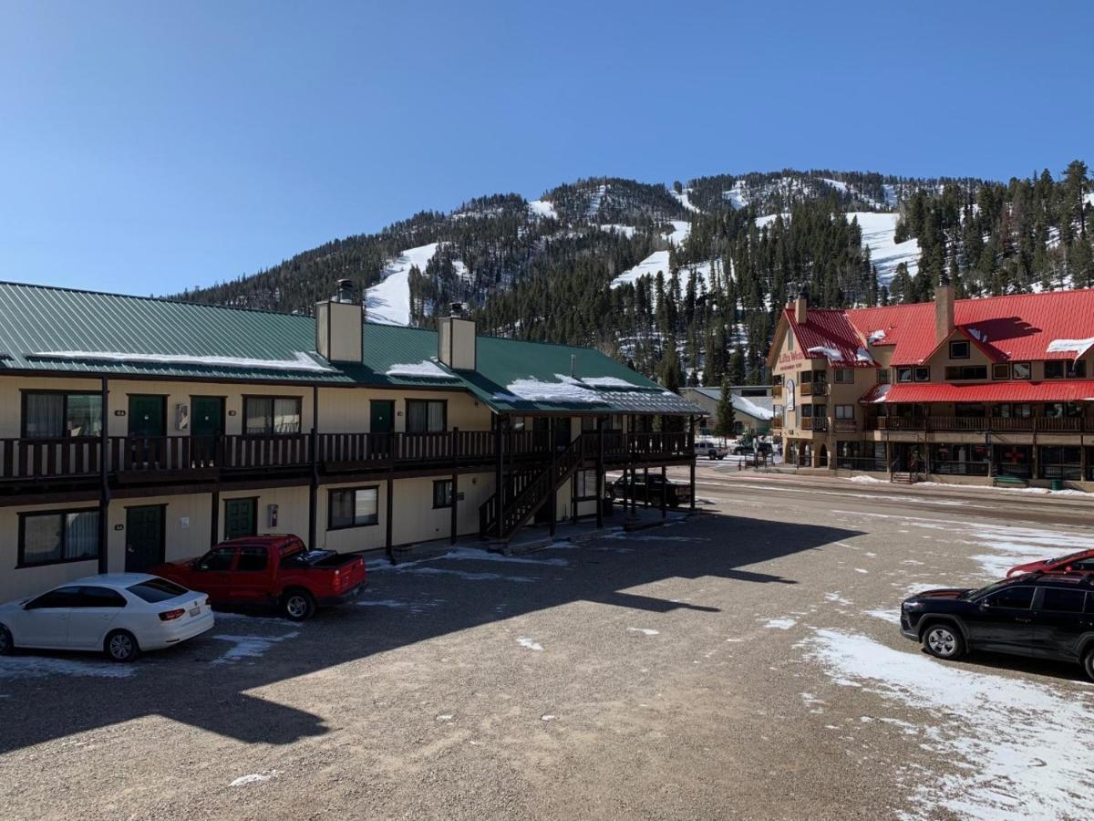 Ponderosa Lodge Red River Exterior foto